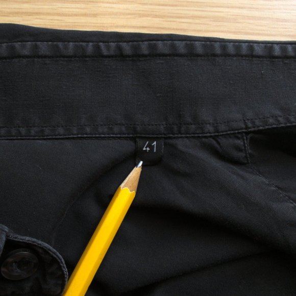 Reg Davidson Innuit Art Men's Black T Shirt, Size M, Made in Canada - Picture 8 of 9